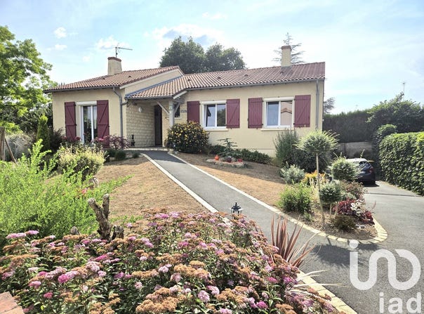 Maulévrier, Pays de la Loire 49360