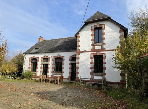 Loudéac, Brittany 22600