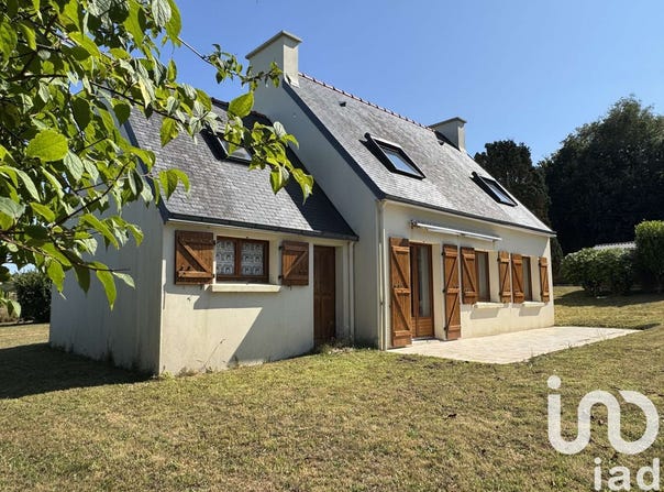 Plouhinec, Brittany 29780