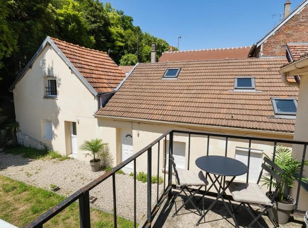 Ivry La Bataille, Normandy 27540