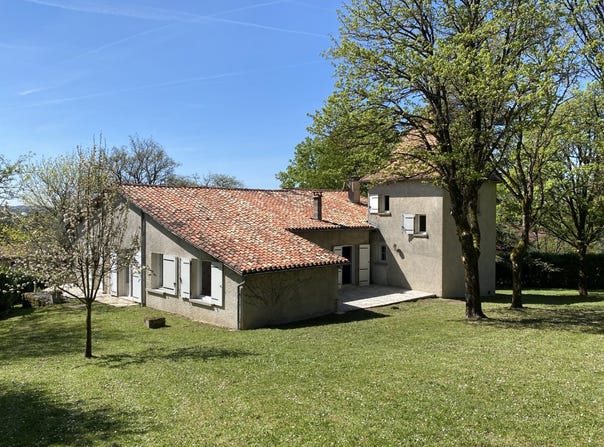 Montmoreau, Poitou-Charentes 16190