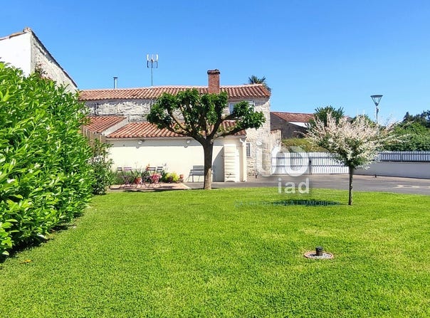 Doix-lès-Fontaines, Pays de la Loire 85200