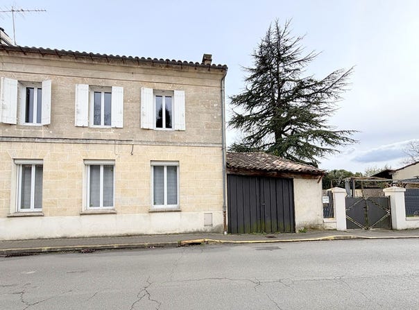 montagne, Nouvelle-Aquitaine 33570
