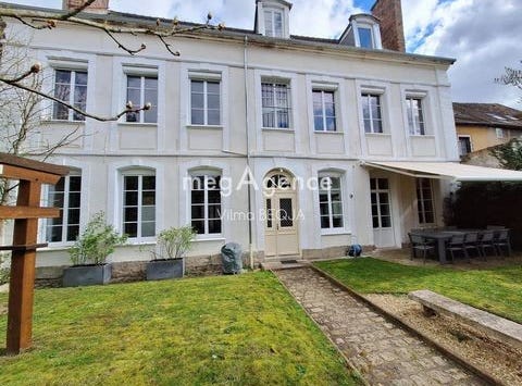 Sens, Bourgogne 89100