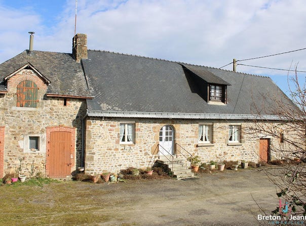 Ernée, Pays-de-la-Loire 53500