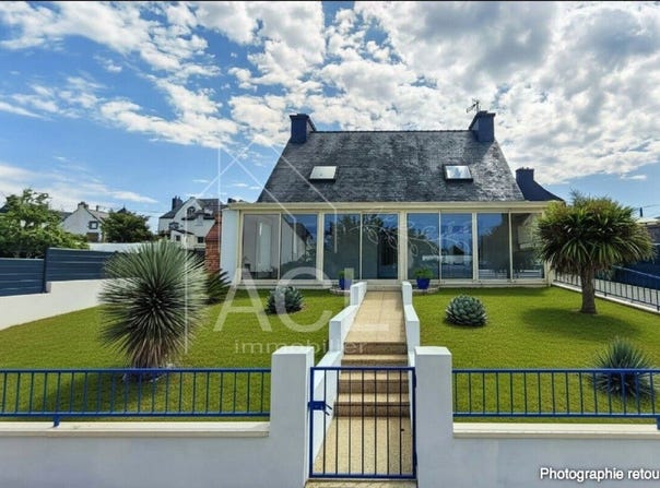 Belz, Brittany 56550