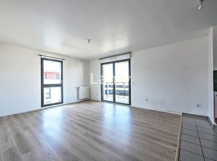 PONTOISE, Île-de-France 95000