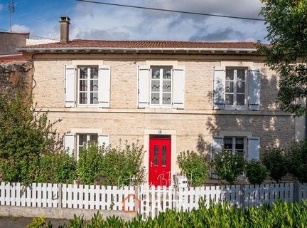 Niort, Poitou-Charentes 79000