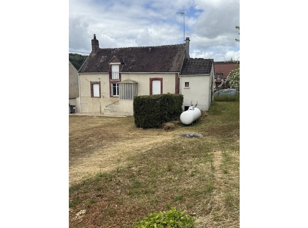 Champlost, Yonne 89210