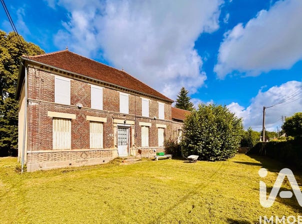 Estissac, Grand Est 10190