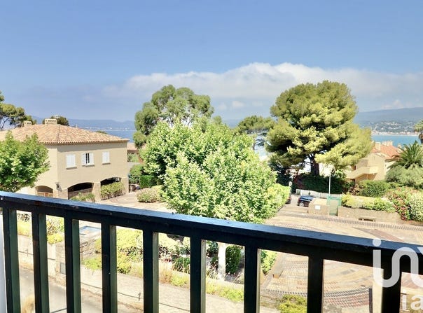 Saint-Cyr-sur-Mer, Provence-Alpes-Côte d'Azur 83270