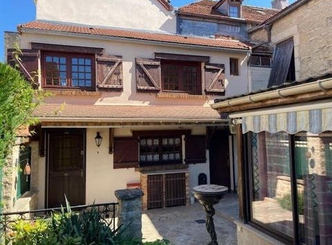 Chatillon-Sur-Seine, Bourgogne 21400