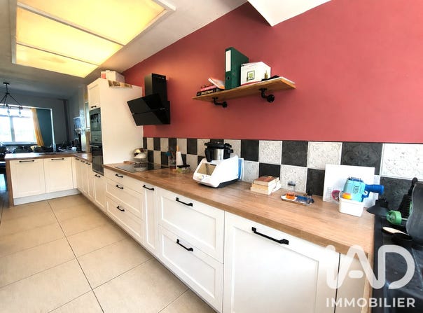 Douvrin, Hauts-de-France 62138