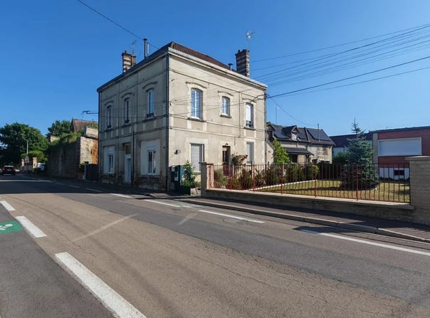 Troyes, Aube 10000