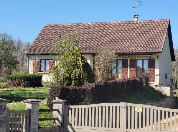 BOUSSAC BOURG, Nouvelle-Aquitaine 23600
