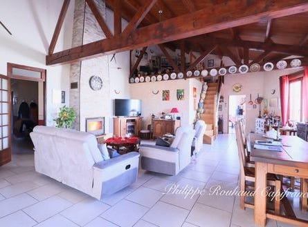 PUY DE SERRE, Pays de la Loire 85240