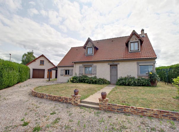 Villers-sur-le-Roule, Eure 27940