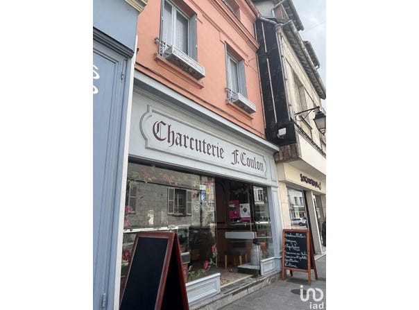 PROVINS, Île-de-France 77160