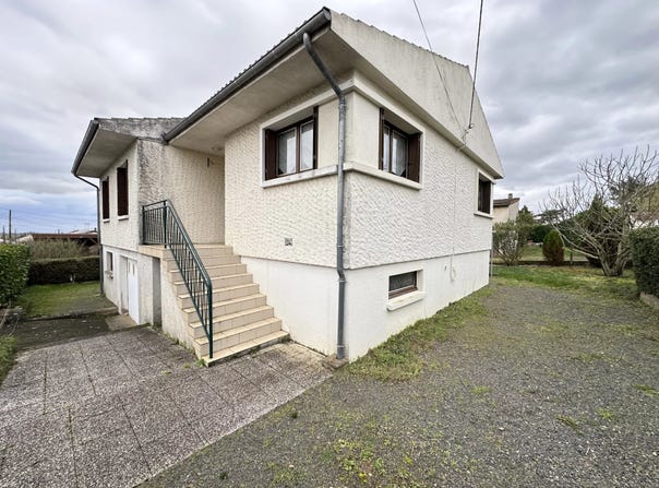 Thouars, Deux-Sèvres 79100
