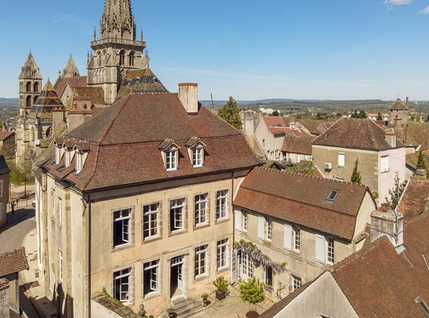 Autun, Burgundy 71400