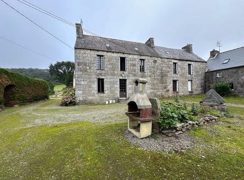 Bulat-Pestivien, Bretagne 22160