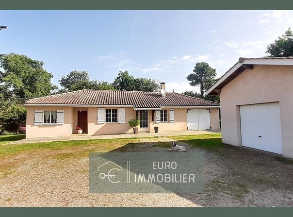 Bazas, Aquitaine 33430
