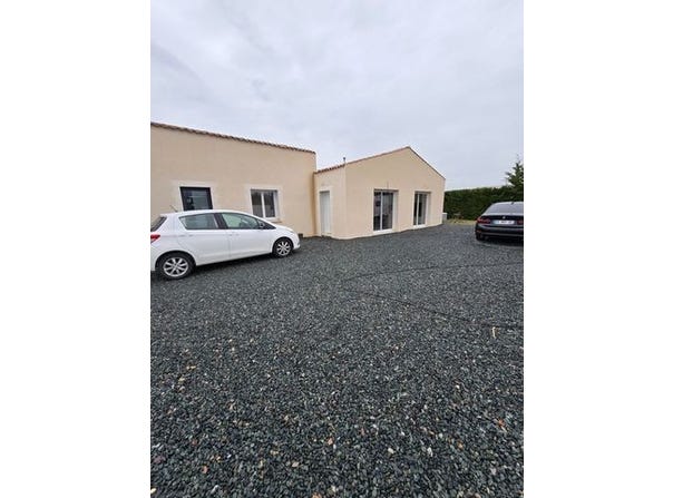 ST MARTIN DE FRAIGNEAU, Pays de la Loire 85200