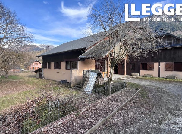 École, Auvergne-Rhône-Alpes 73630