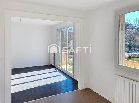 Belfort, Franche-Comté 90000