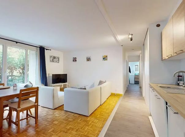 Avenue Leclerc, Lyon, Auvergne-Rhône-Alpes 69007