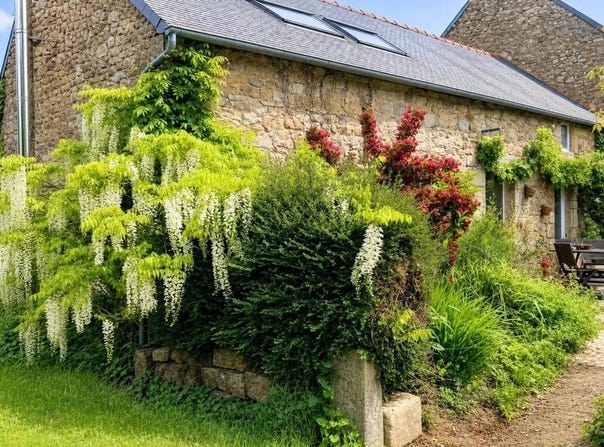 Lanrodec, Brittany 22170