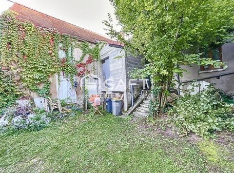 Champigny, Bourgogne 89340