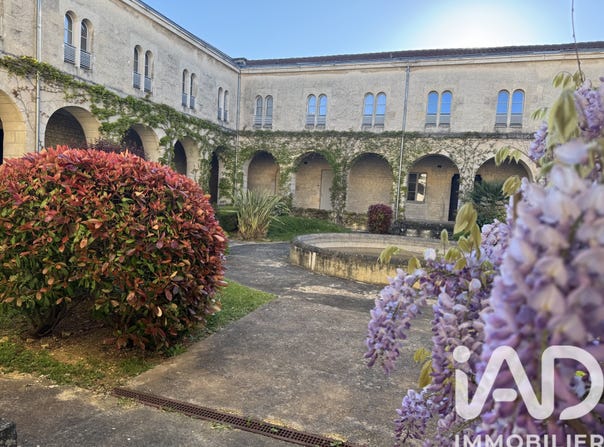 Niort, Nouvelle-Aquitaine 79000