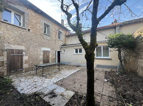 Lussac-les-Châteaux, Vienne 86320