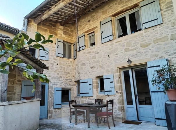 Montaren-et-Saint-Médiers, Gard 30700