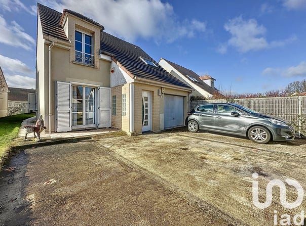 Lieusaint, Île-de-France 77127