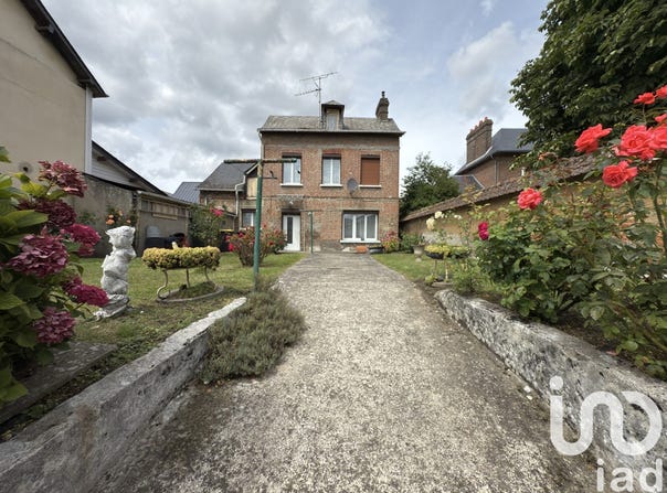 Pîtres, Normandy 27590