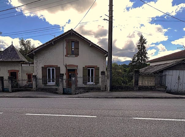 Foix, Ariège 09000