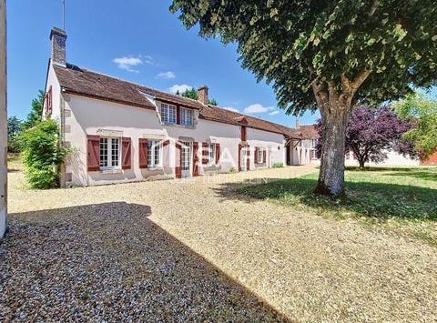 Beaune-La-Rolande, Centre 45340