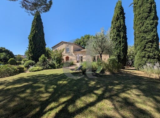 Vaison-la-Romaine, Provence-Alpes-Côte d'Azur 84110