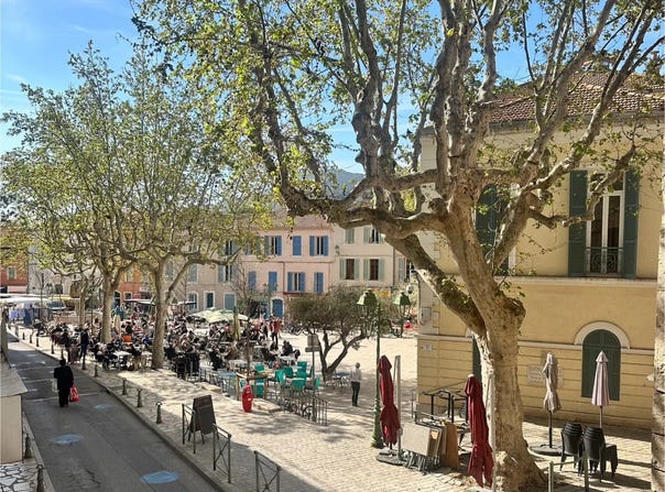 Le Beausset, Var 83330