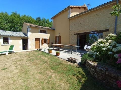 SAIVRES, Poitou-Charentes 79400