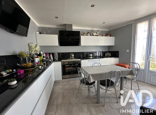 Issoudun, Centre-Val de Loire 36100
