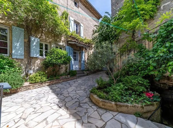 Uzès, Languedoc-Roussillon 30700