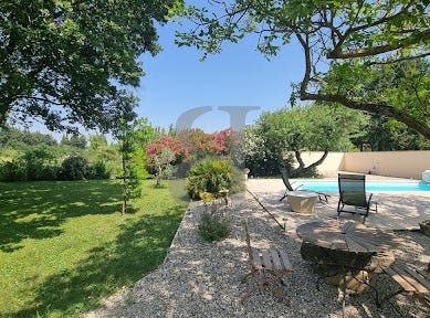 Sarrians, Provence-Alpes-Côte d'Azur 84260