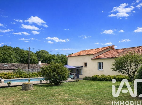 Saint-Romans-lès-Melle, Nouvelle-Aquitaine 79500