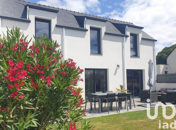 Meucon, Brittany 56890
