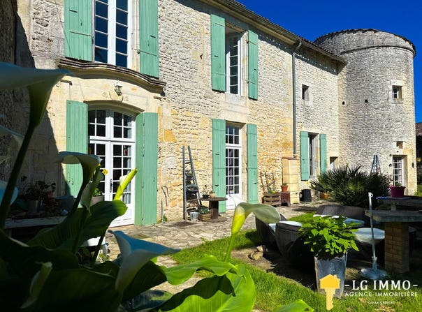 Villars-en-Pons, Poitou-Charentes 17260