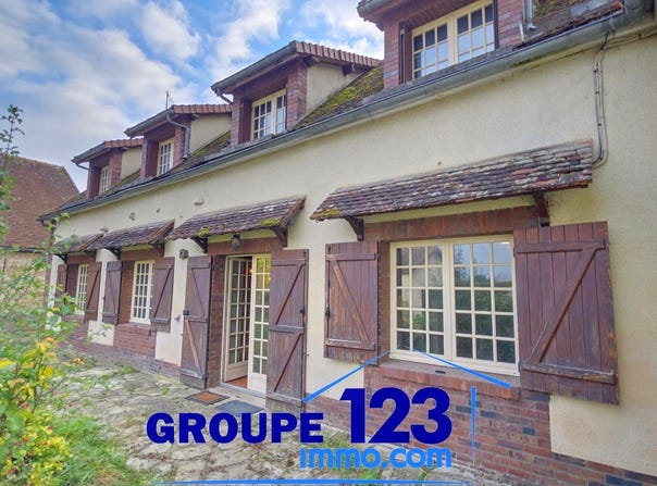 Guerchy, Burgundy 89113
