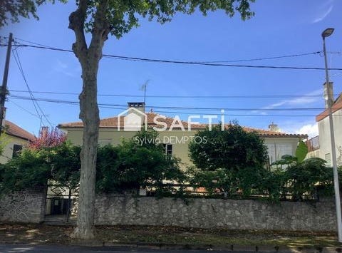 Orthez, Aquitaine 64300